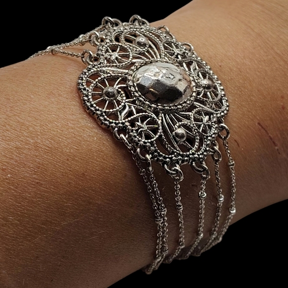 VINTAGE NRT VICTORIAN Elegant Silver Filigree Bracelet - Picture 2 of 5
